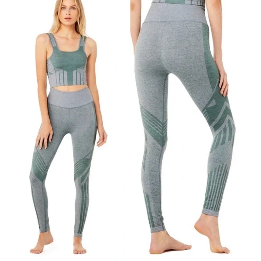 Alo Yoga 7/8 High-Waist Seamless Tempo Legging Medium
